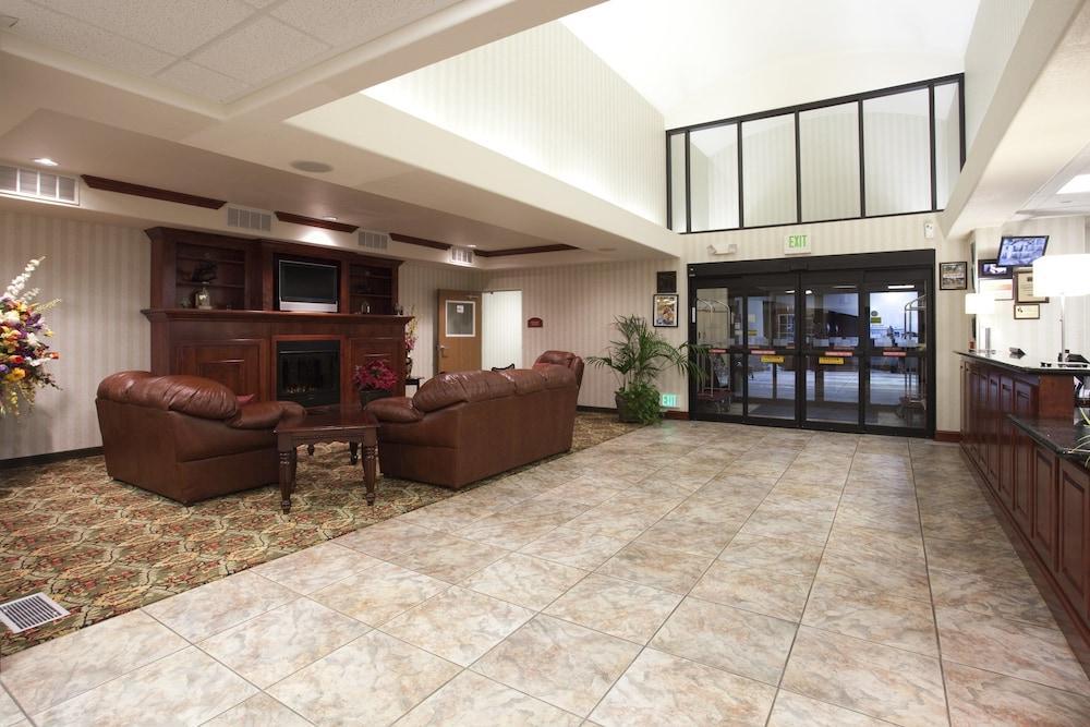 Holiday Inn Express Hotel & Suites Evanston By Ihg Bagian luar foto