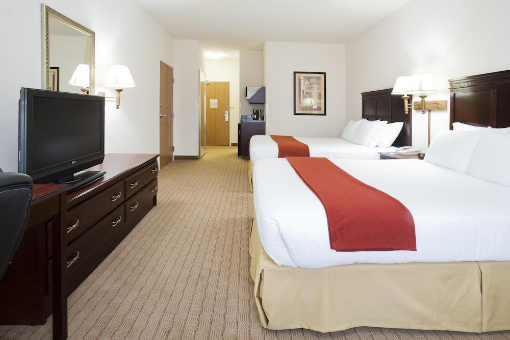 Holiday Inn Express Hotel & Suites Evanston By Ihg Bagian luar foto