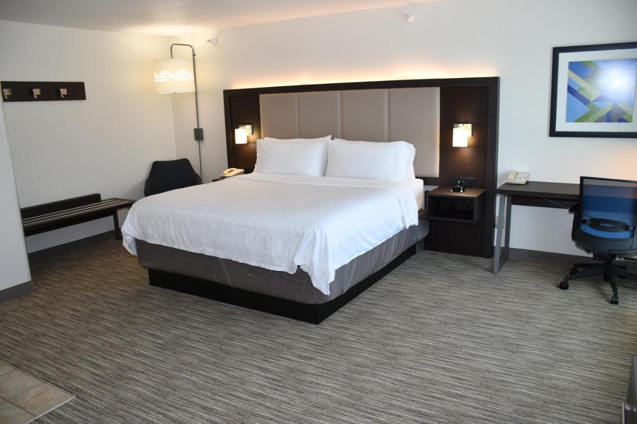 Holiday Inn Express Hotel & Suites Evanston By Ihg Ruang foto