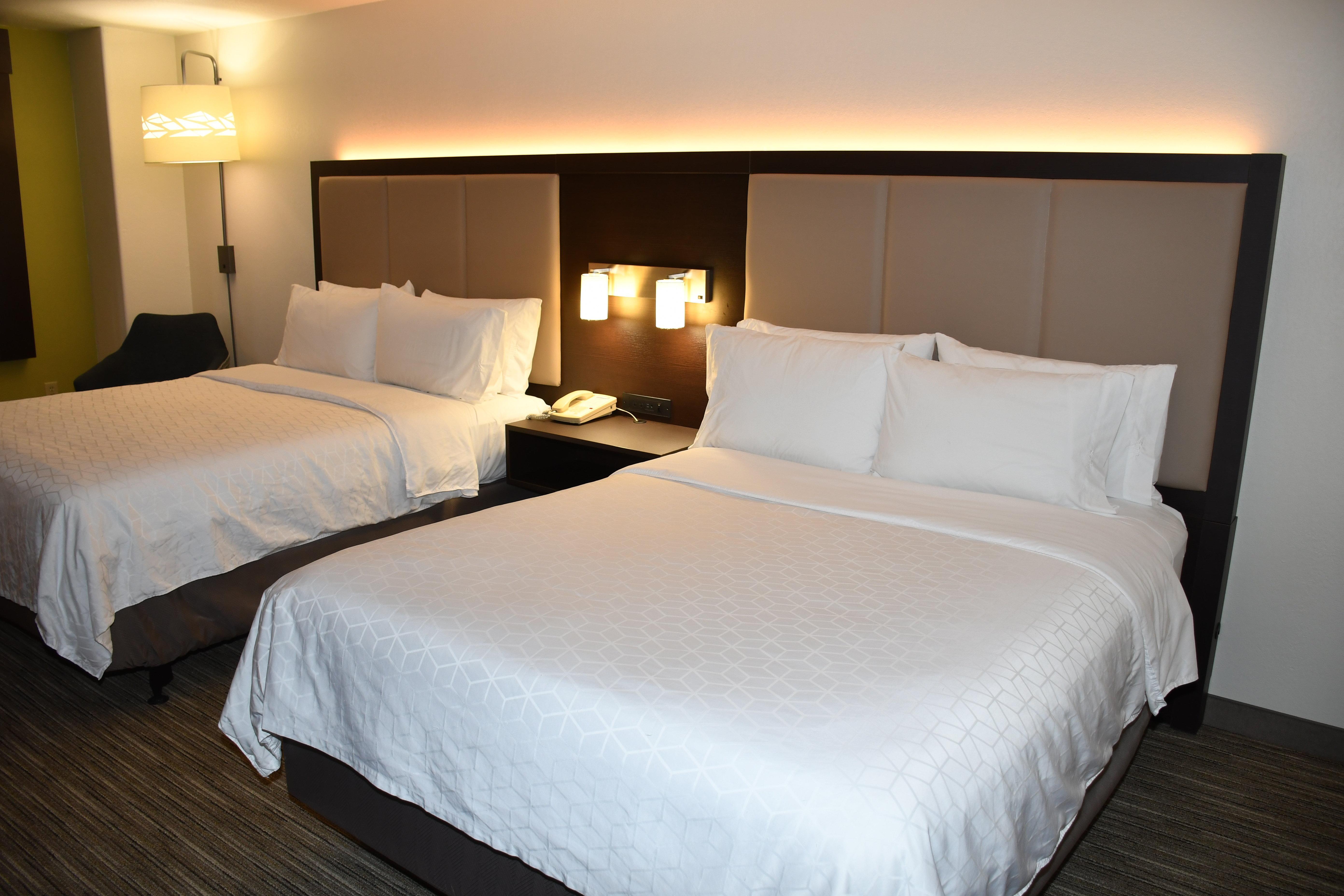 Holiday Inn Express Hotel & Suites Evanston By Ihg Bagian luar foto