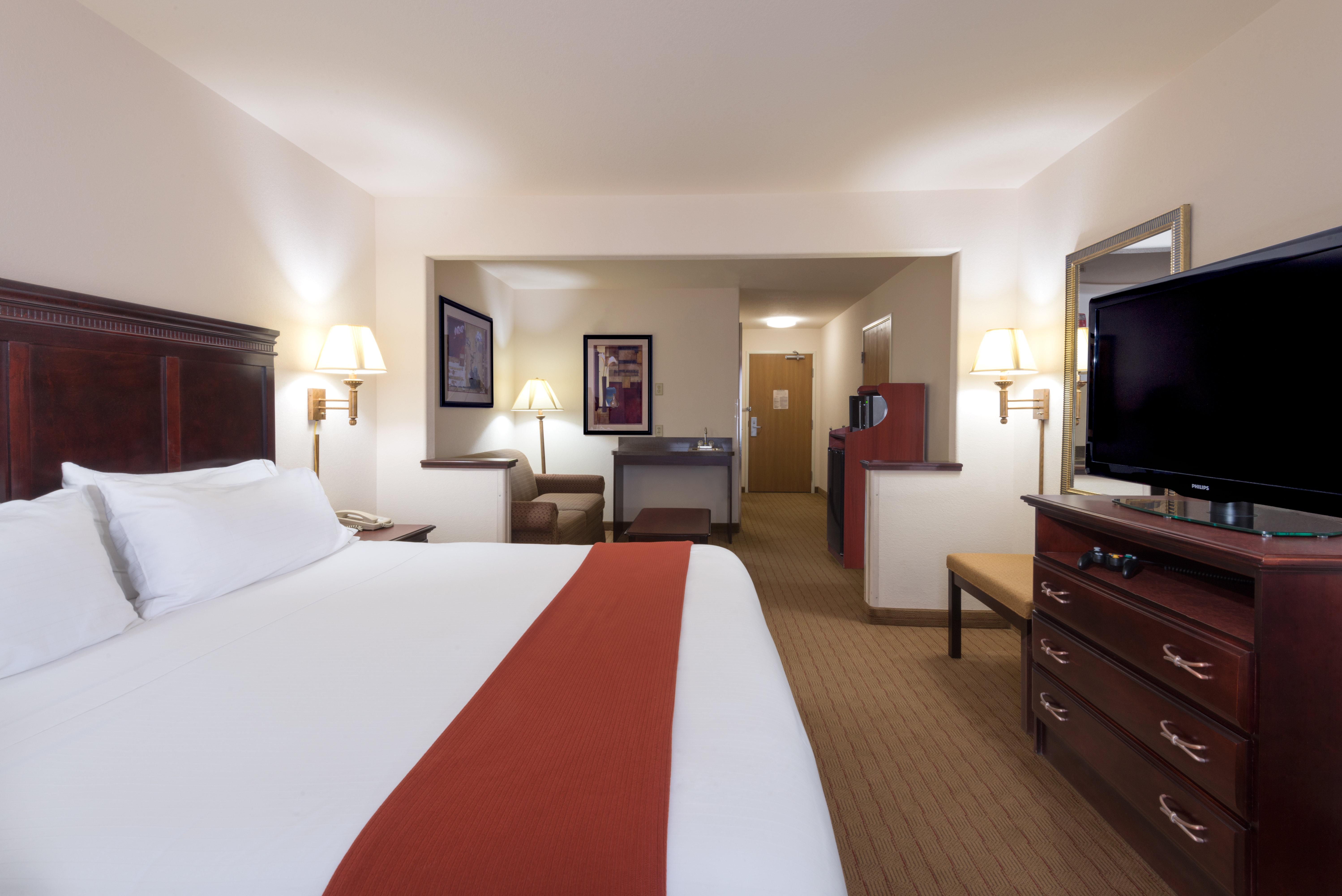 Holiday Inn Express Hotel & Suites Evanston By Ihg Bagian luar foto
